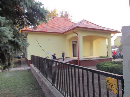 Parokia2.jpg