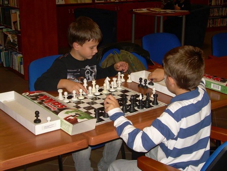 matt_az_unalom_ellen.jpg3_resize_450