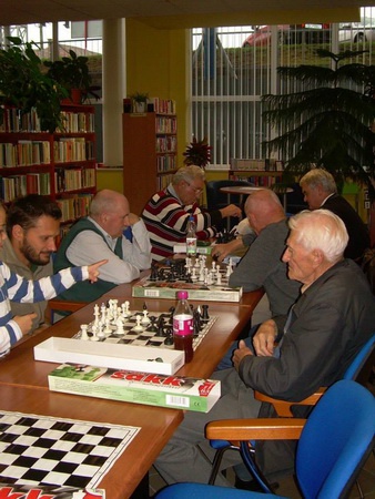 matt_az_unalom_ellen_resize_450