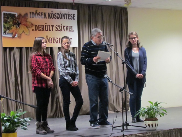 idosek3_640_640 idosek3_640_640