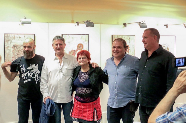 bikini_03_resize_640