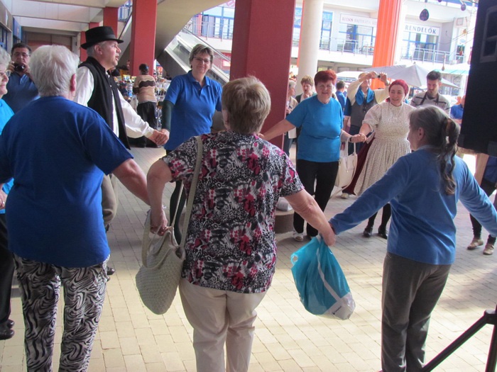 nyitni_02_700 nyitni_02_700