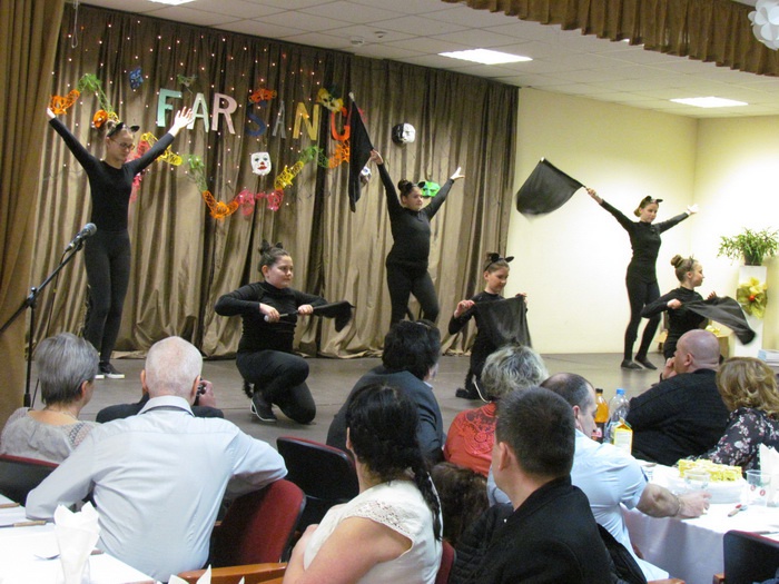 fars_03_700 fars_03_700