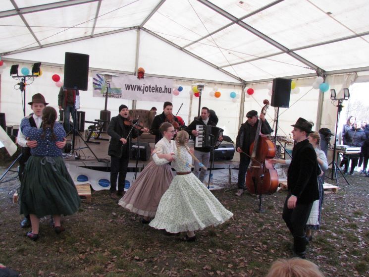 img_6477_745_745 img_6477_745_745