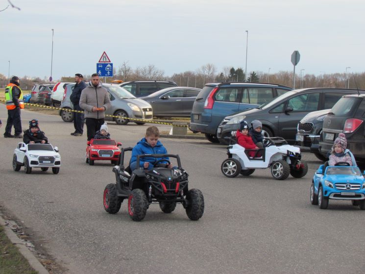 img_6486_745_745 img_6486_745_745