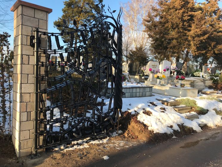 temet337kapu.2_745_745 temet337kapu.2_745_745